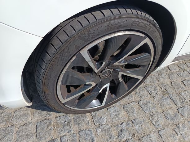 Citroën DS5 Hybrid 4 · Ano 2012