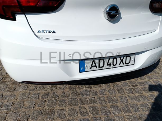 Opel Astra · Ano 2020