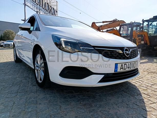 Opel Astra · Ano 2020