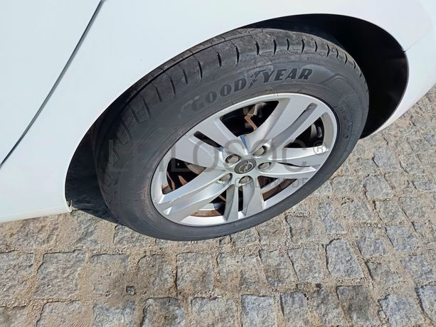 Opel Astra · Ano 2020