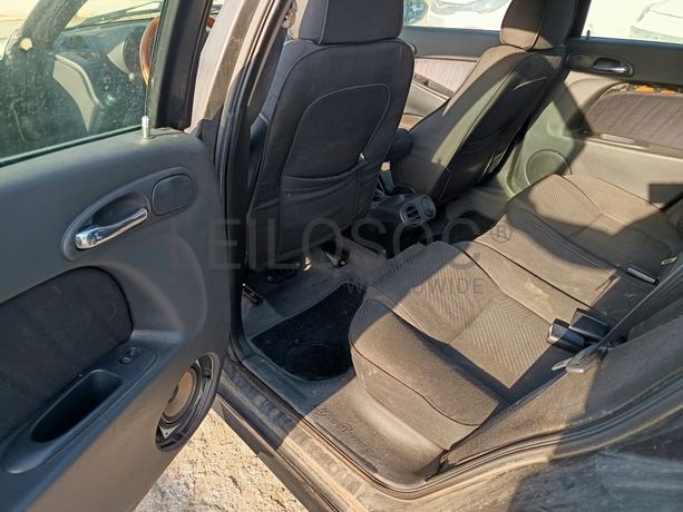 Alfa Romeo 1.9 JTD · Ano 2002