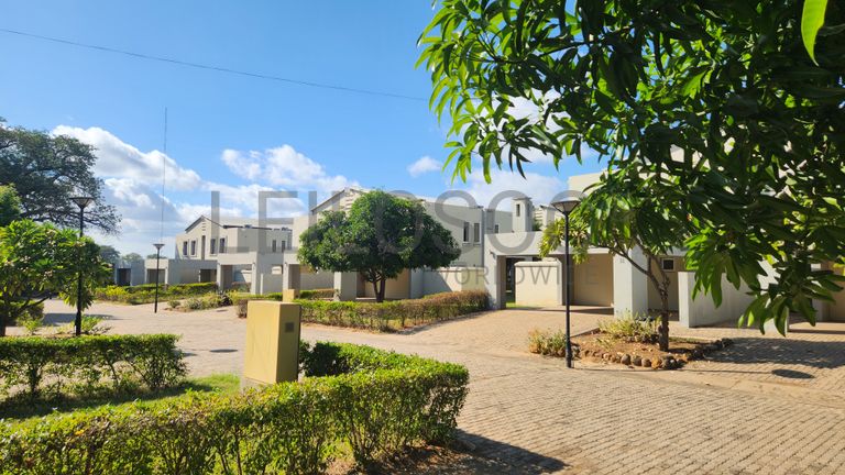 29 Moradias T3 Em Condomínio Fechado – Chingodzi, Tete