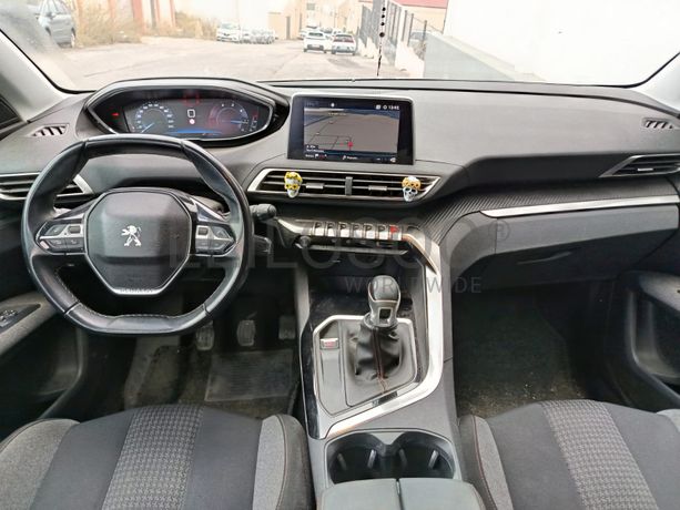 Peugeot 3008 1.5 Blue HDI · Ano 2019