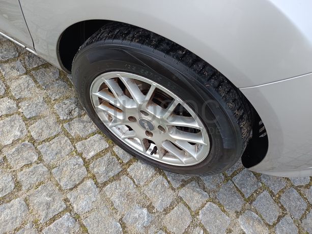 Ford Fiesta · Ano 2010