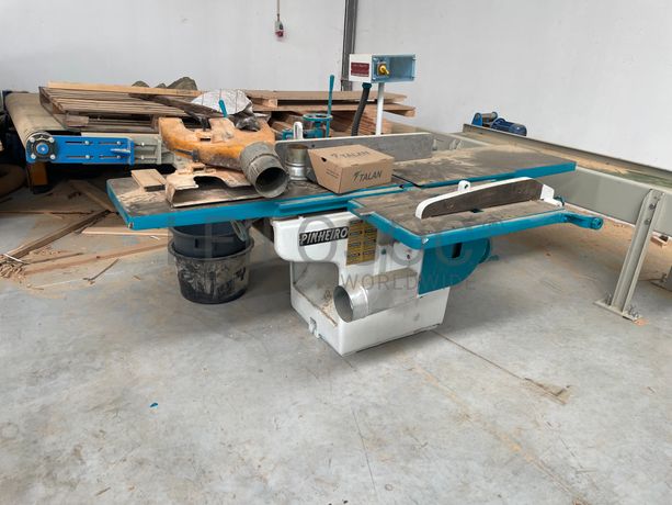 Máquina Universal Pinheiro