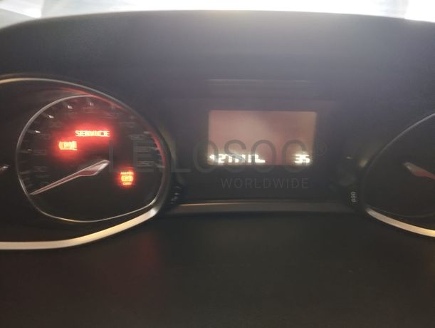 Peugeot 308 · Ano 2015