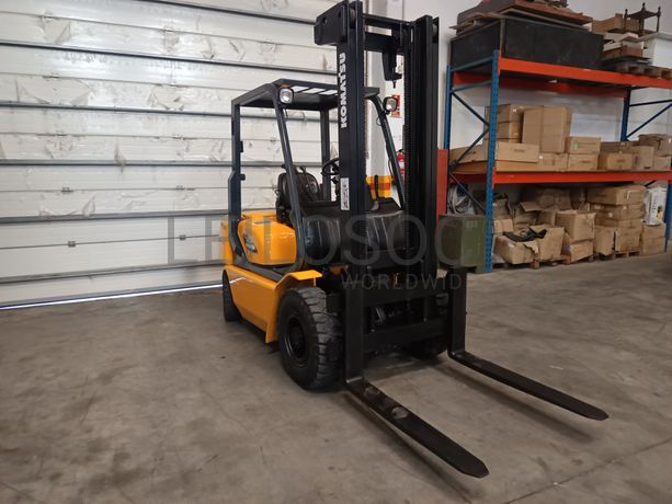 Empilhador Komatsu FD25T-1E1