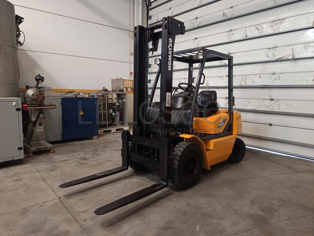 Empilhador Komatsu FD25T-1E1