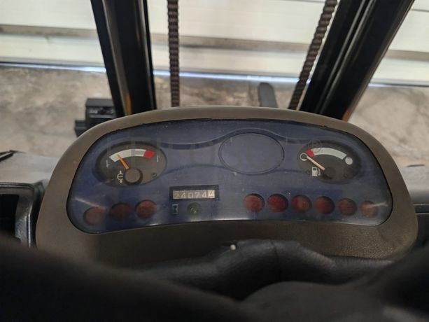 Empilhador Komatsu FD25T-1E1