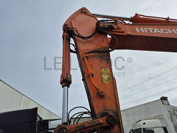 Giratória Hitachi · Ano 2008