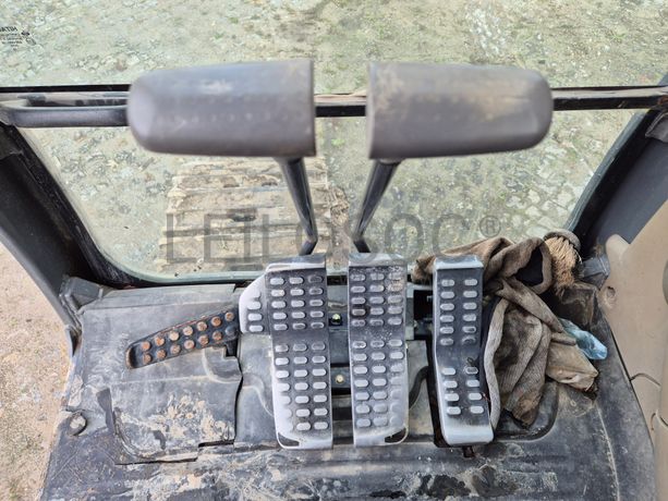 Giratória Hitachi · Ano 2008