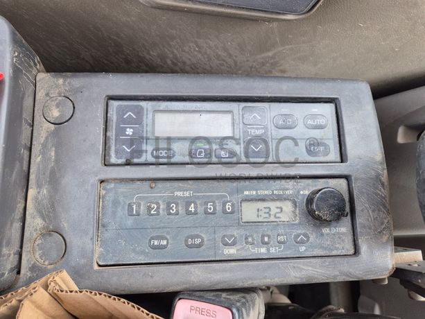 Giratória Hitachi · Ano 2008