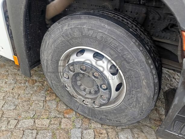 Mercedes-Benz 1845 · Ano 2014