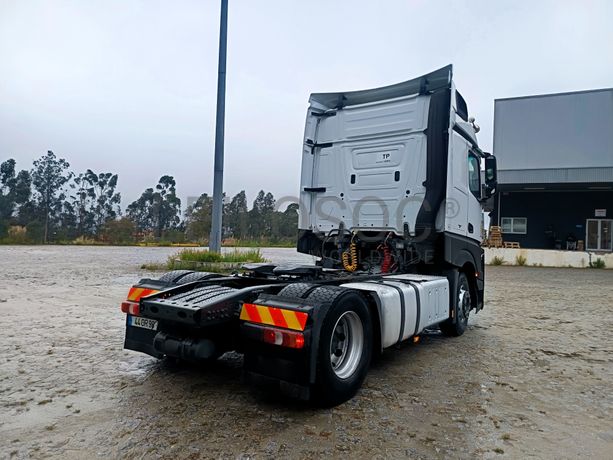 Mercedes-Benz 1845 · Ano 2014