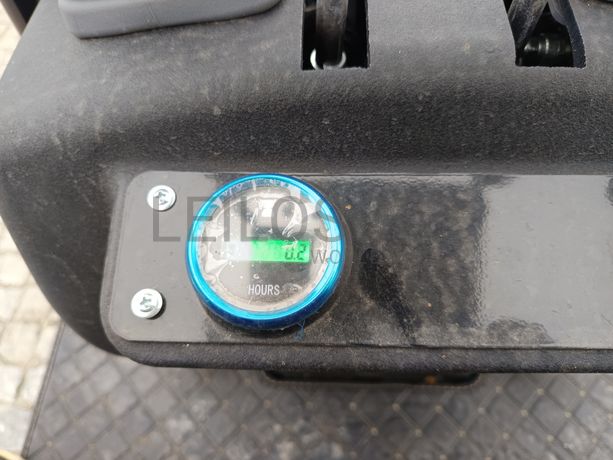 Mini Giratória JPC KV12 · Ano 2025