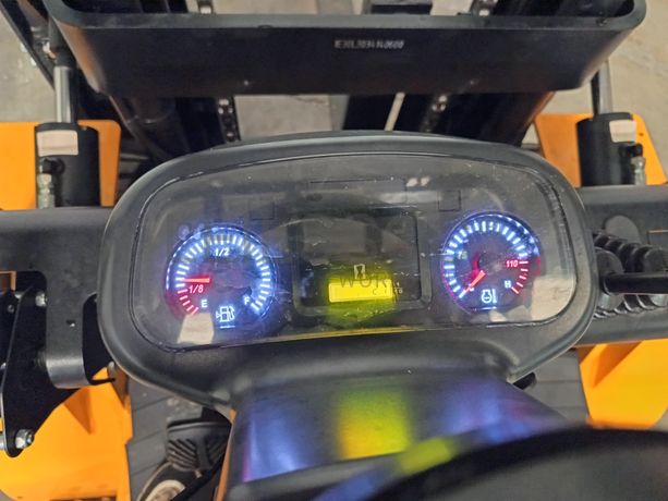 Empilhador JBG FD-32S · Ano 2025