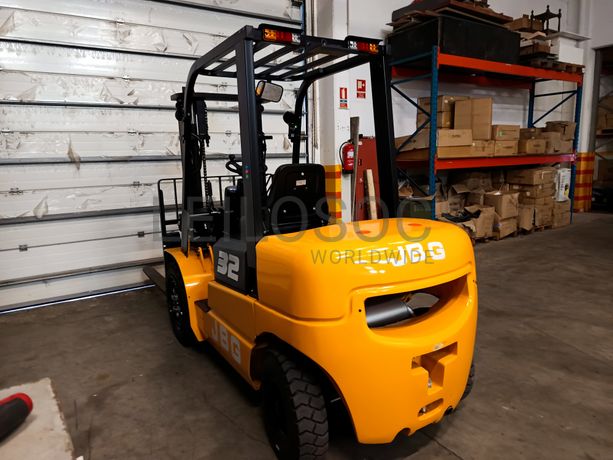 Empilhador JBG FD-32S · Ano 2025