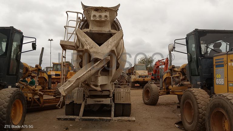 Autobetoneira 7M3 VOLKSWAGEN 31.310