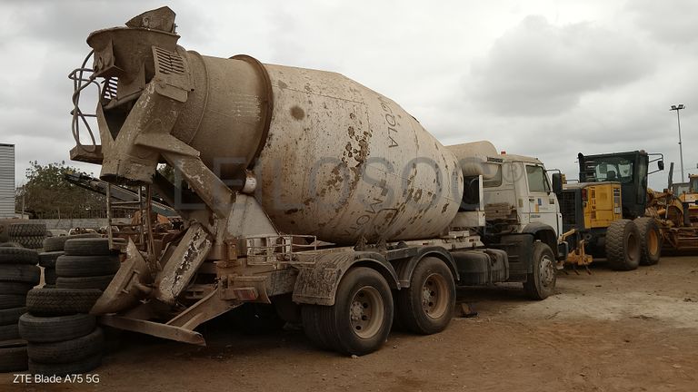 Autobetoneira 7M3 VOLKSWAGEN 31.310