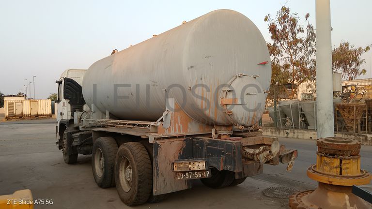 Auto-Tanques de Água 18 M3  VOLVO FM 12 6*4