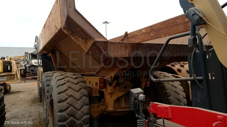 Dumper Articulado 30 T CATERPILLAR 730