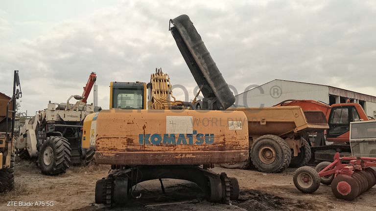 Escavadora de Rastos 35 T KOMATSU PC350-8