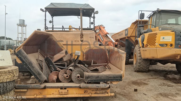 Espalhadoras-Acabadoras Asfalto 18 T DYNAPAC F 141 C