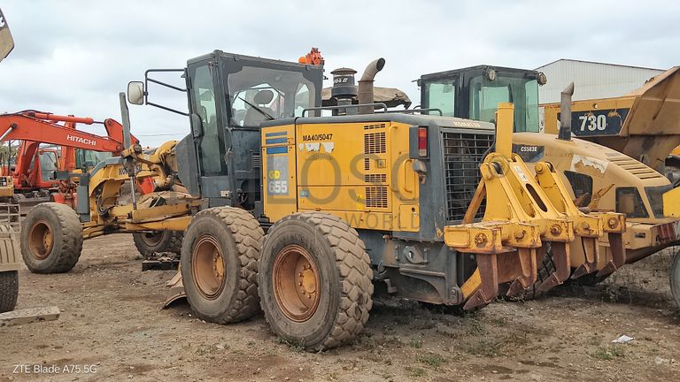 Motoniveladoras 15 T KOMATSU GD655-5