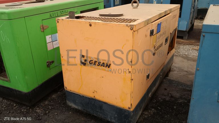 24 geradores de várias marcas