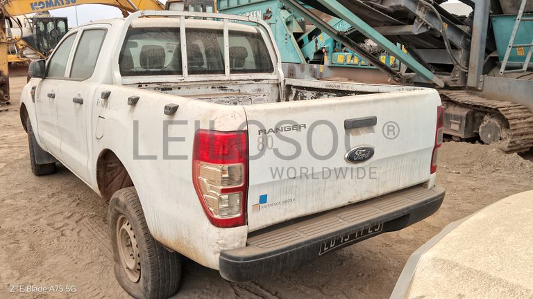 5 FORD RANGER, 1 FORD ESCAPE e 1 FORD FIGO