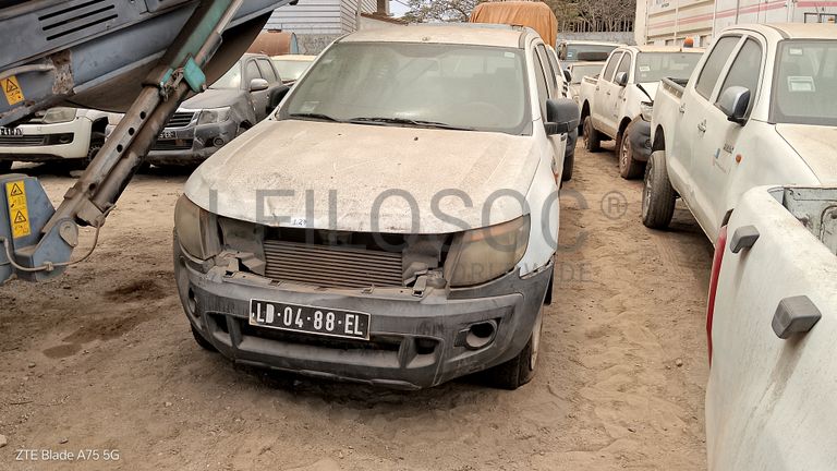 5 FORD RANGER, 1 FORD ESCAPE e 1 FORD FIGO