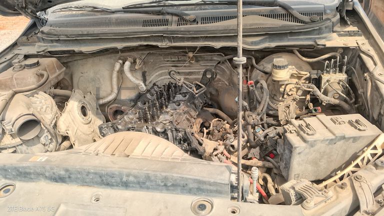 5 FORD RANGER, 1 FORD ESCAPE e 1 FORD FIGO