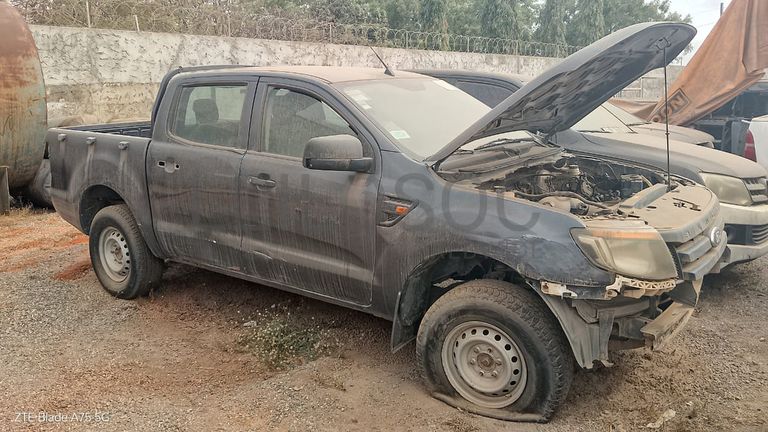 5 FORD RANGER, 1 FORD ESCAPE e 1 FORD FIGO