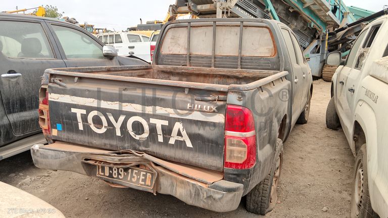 5 FORD RANGER, 1 FORD ESCAPE e 1 FORD FIGO