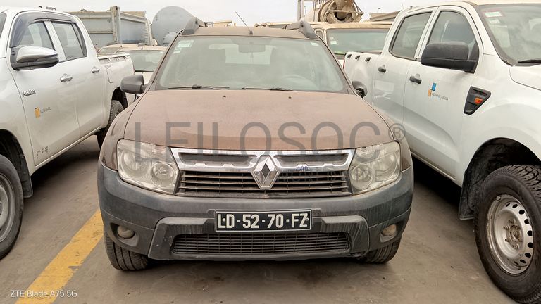 3 RENAULT DUSTER