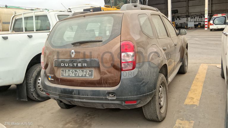 3 RENAULT DUSTER