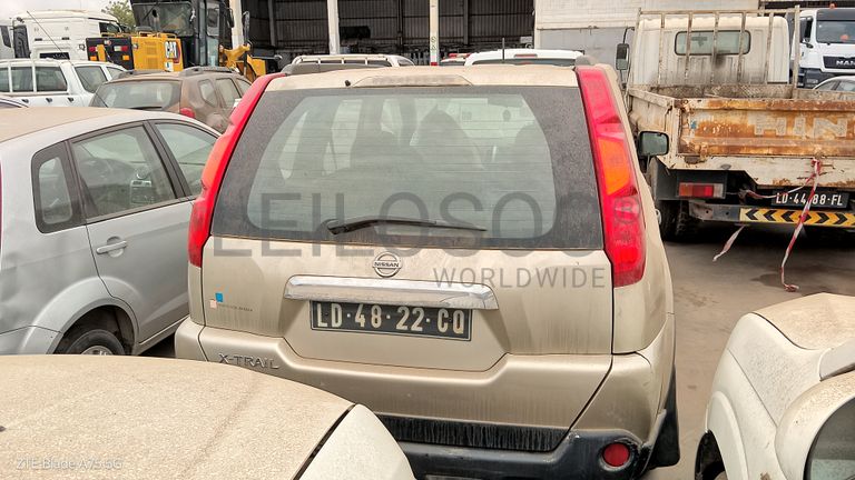 NISSAN X-TRAIL 4*4
