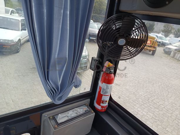 Mini Giratória Infront YFE20 · Ano 2023