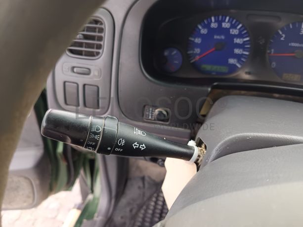 Nissan Pick UP 2.5 TD 4WD · Ano 2000