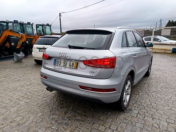 Audi Q3 2.0 TDI Sport · Ano 2017