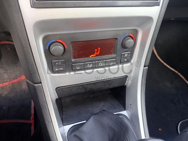 Peugeot 307 · Ano 2006