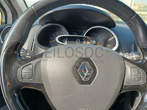 Renault Clio · Ano 2015