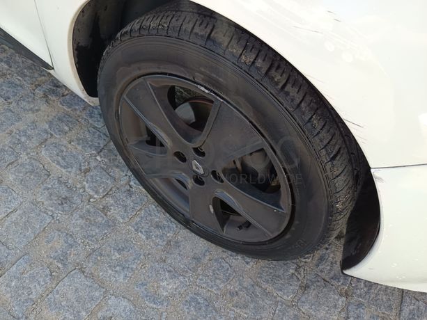 Renault Clio · Ano 2015