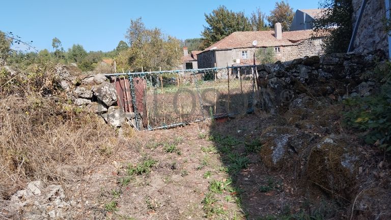 Proporção de 1/5 de Moradia + Terreno · Vila Nova de Paiva