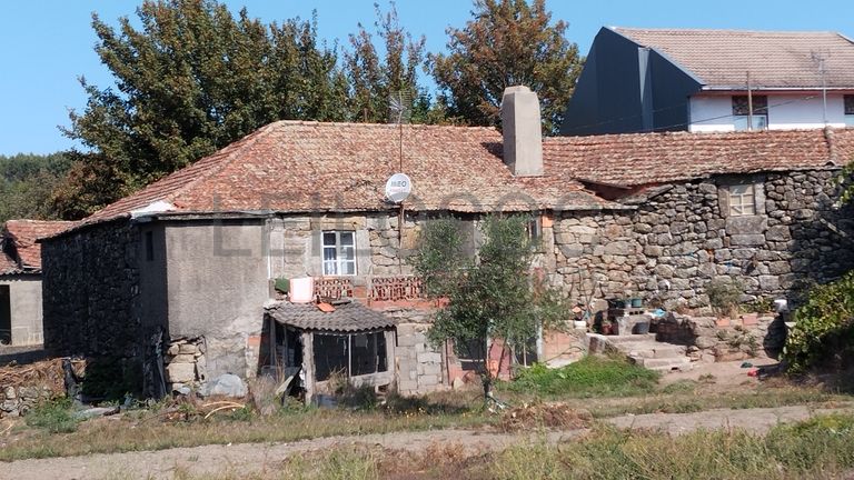 Proporção de 1/5 de Moradia + Terreno · Vila Nova de Paiva