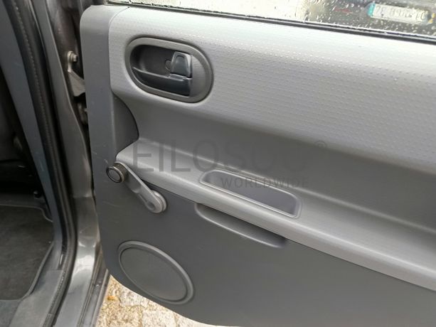 Mitsubishi Colt · Ano 2007