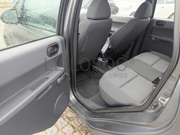 Mitsubishi Colt · Ano 2007