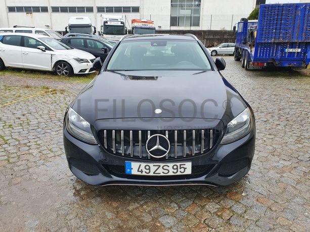 Mercedes-Benz C220 · Ano 2016