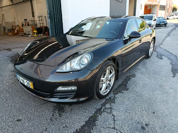 Porsche Panamera S HYBRID · Ano 2012