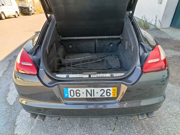 Porsche Panamera S HYBRID · Ano 2012